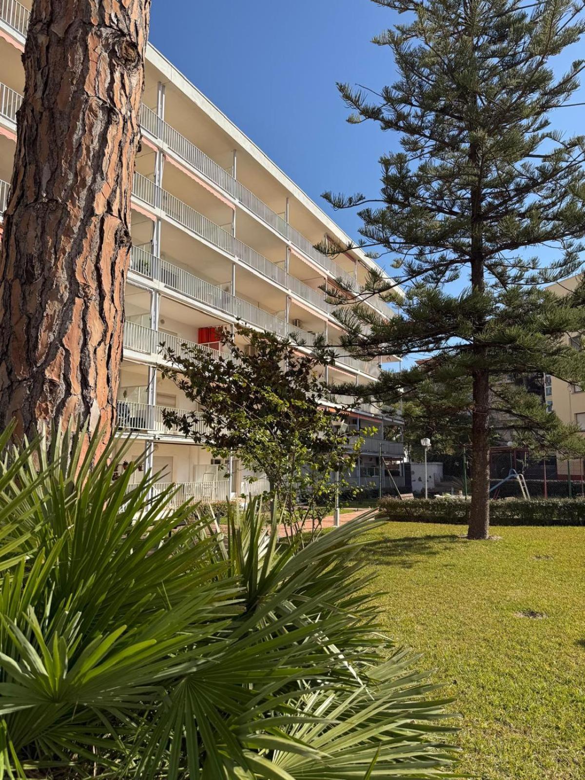 Apartamentos Hesperia Palmyra Salou Ngoại thất bức ảnh